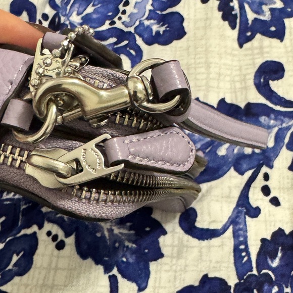 Coach Kira double large wallet wristlet bag with strap like new - Picture 11 of 13